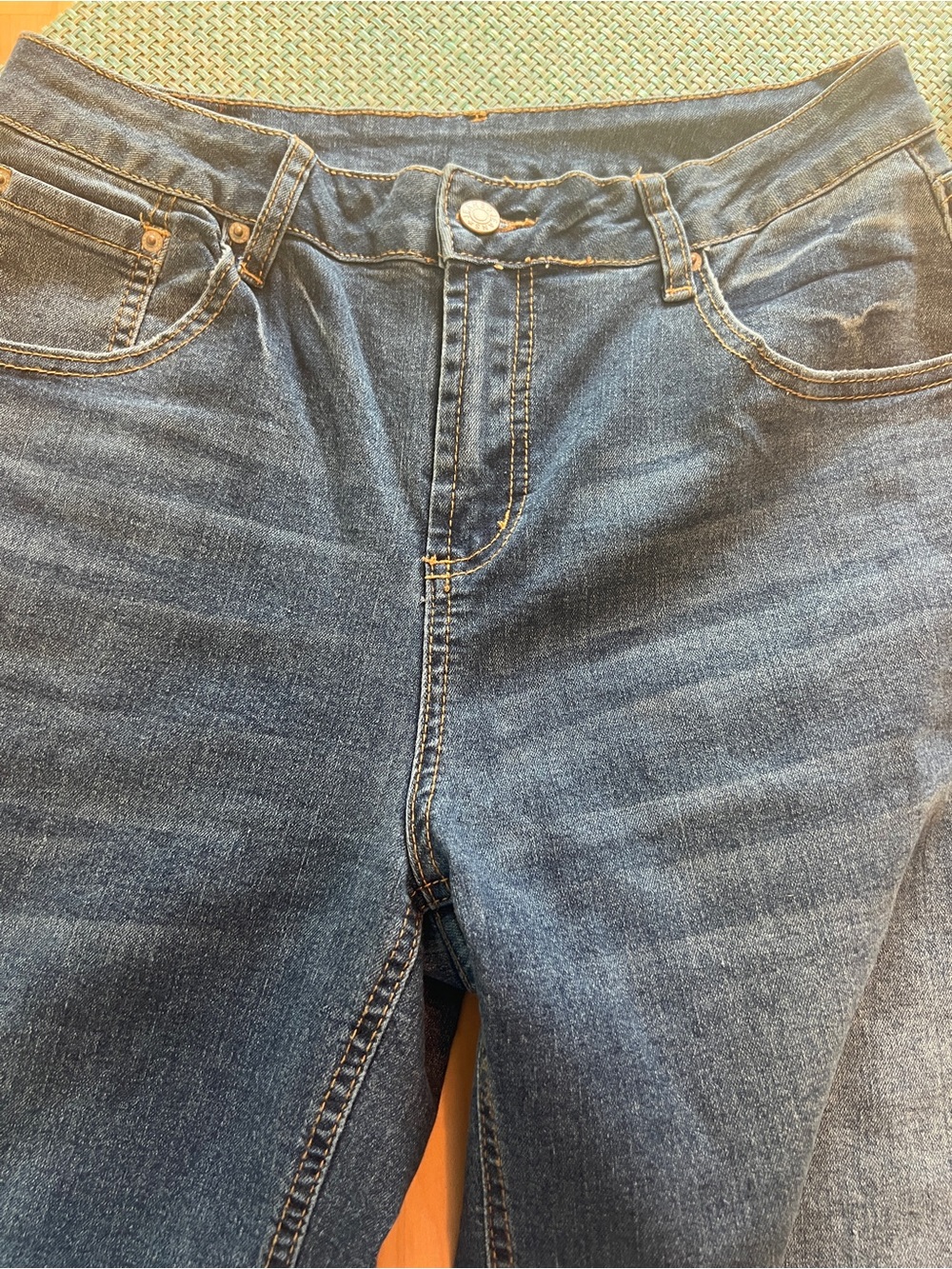 Barrel High-Rise Women’s Jeans in Blue - Picture 4 of 7
